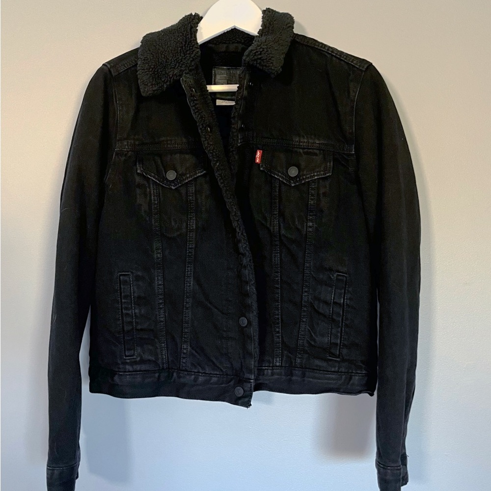 LEVI’S Original Black Denim Sherpa Trucker Jacket